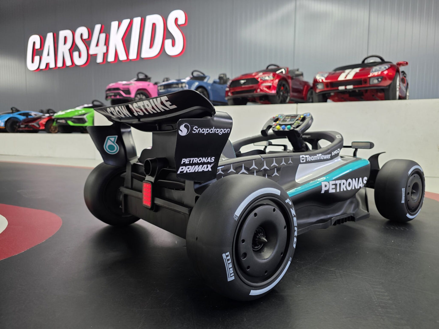 Mercedes Formel 1-barnbil 12 volt