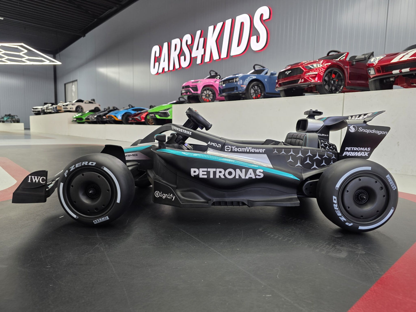 Mercedes Formel 1-barnbil 12 volt